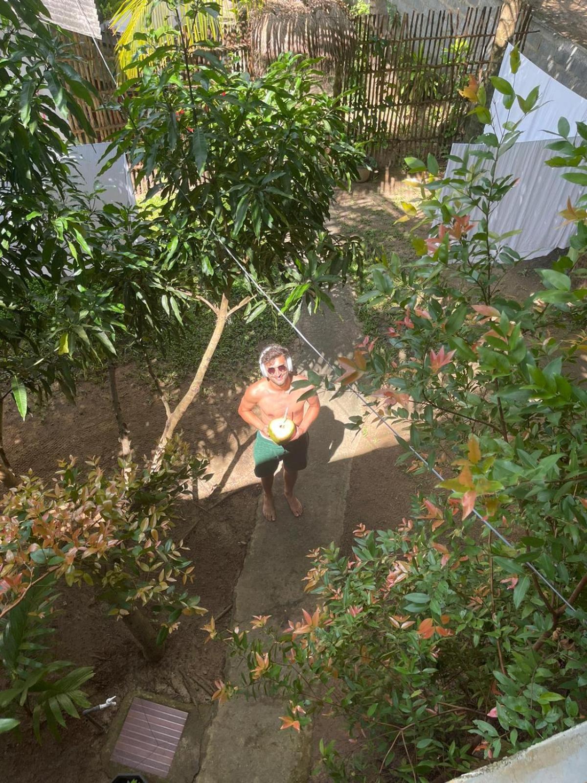 Little Sunshine Guest House & Restaurant แทนกาลเล ภายนอก รูปภาพ